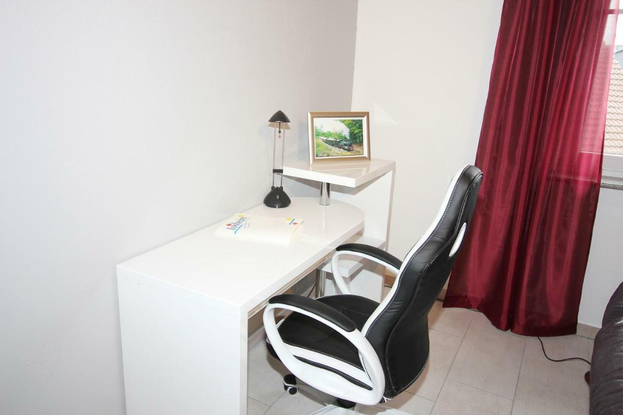 Ferienwohnung Beckendorf 로스하임 외부 사진